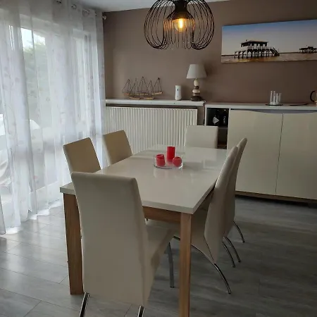 Casa de Férias Comfortable House With Garden La Teste-de-Buch